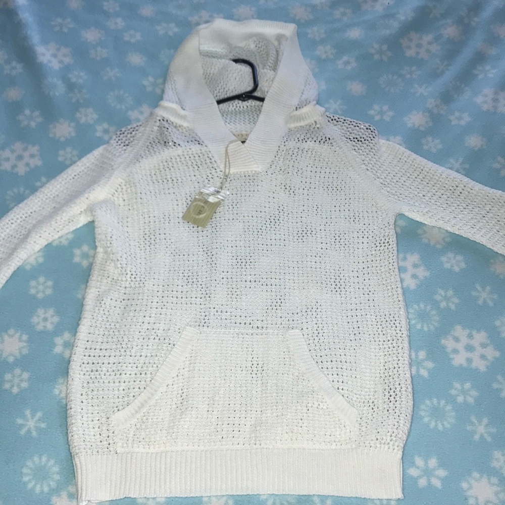 White sweater with hoodie